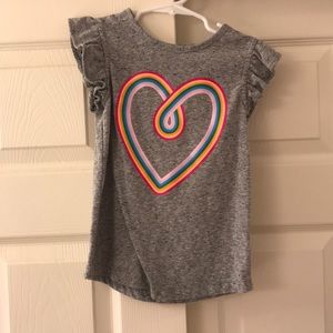 Ruffle sleeve heart tee
